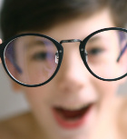 קוצר ראייה בילדים - על טיפול חדשני, נוח ויעיל-תמונה